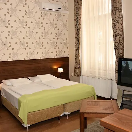 Hotel Elit 3*
