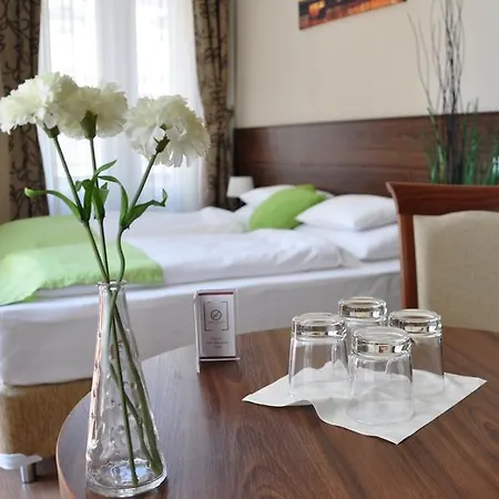 Hotel Elit 3*