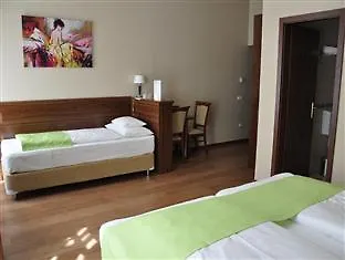 Elit Budapešť